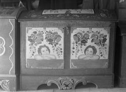 Kiste, Gravaune, Lønset, Oppdal, Sør-Trøndelag. Malt av Sjur