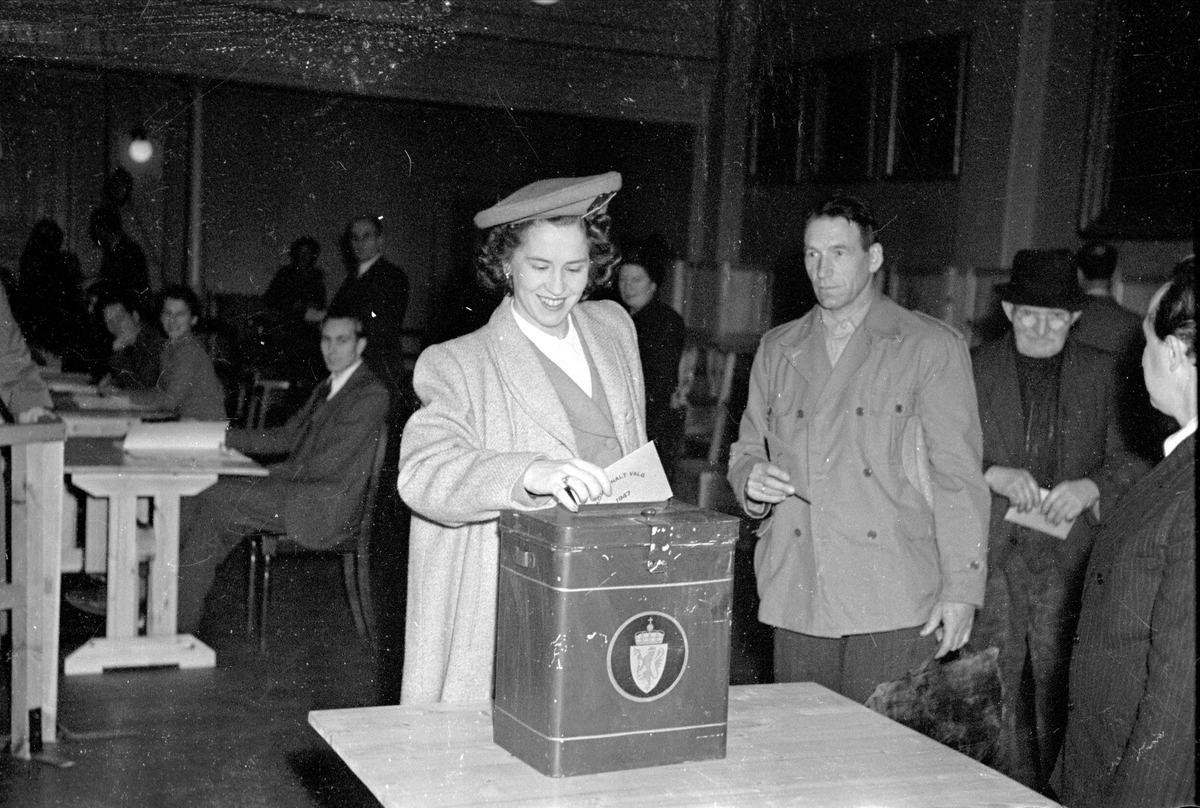 Bystyrevalg 1947. Stemmegiving.