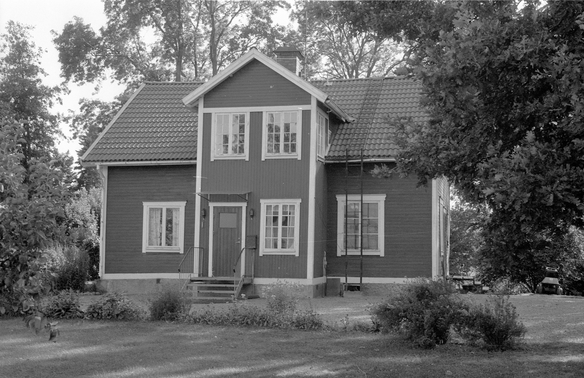 Bostadshus, Åloppe, Bälinge socken, Uppland 1983