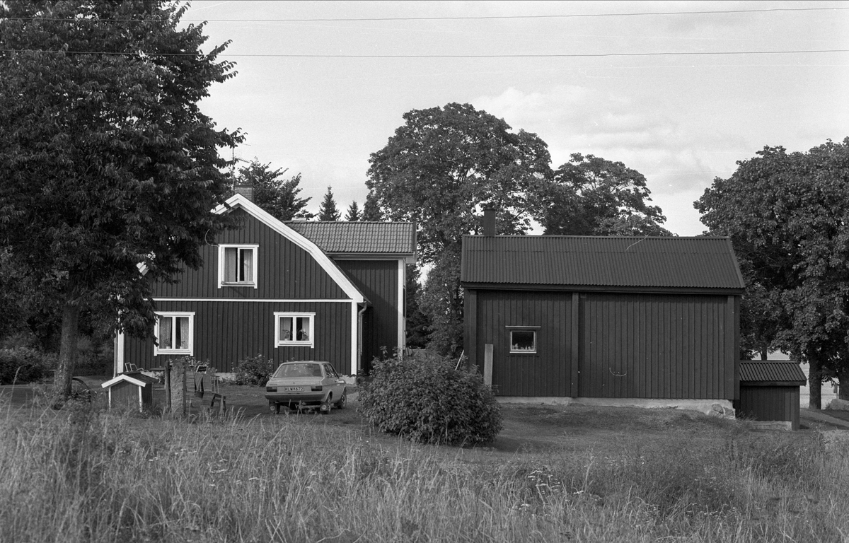 Bostadshus och bod, Ekeby 2:1, Rasbo socken, Uppland 1982