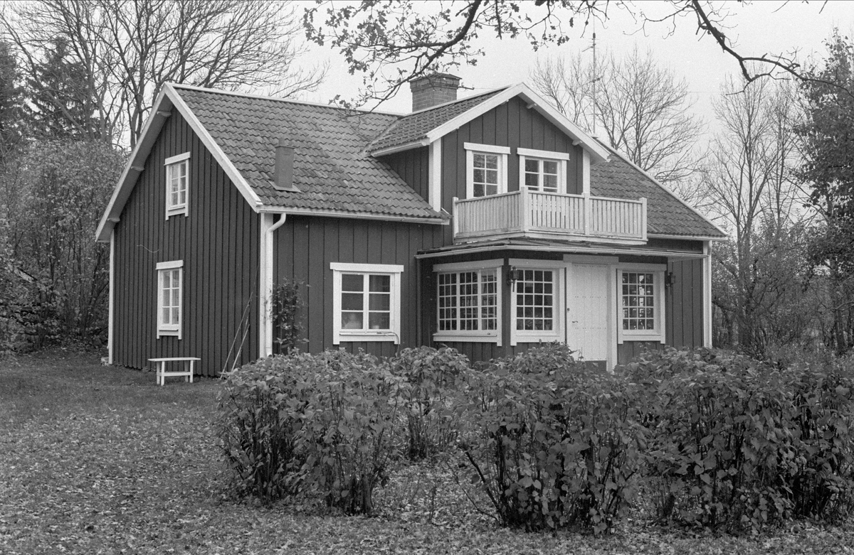 Bostadshus, Hässle 3:5, Dalby socken, Uppland 1984