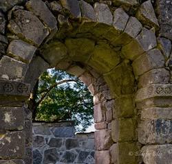 Fra gammel til ny kirke på Holla