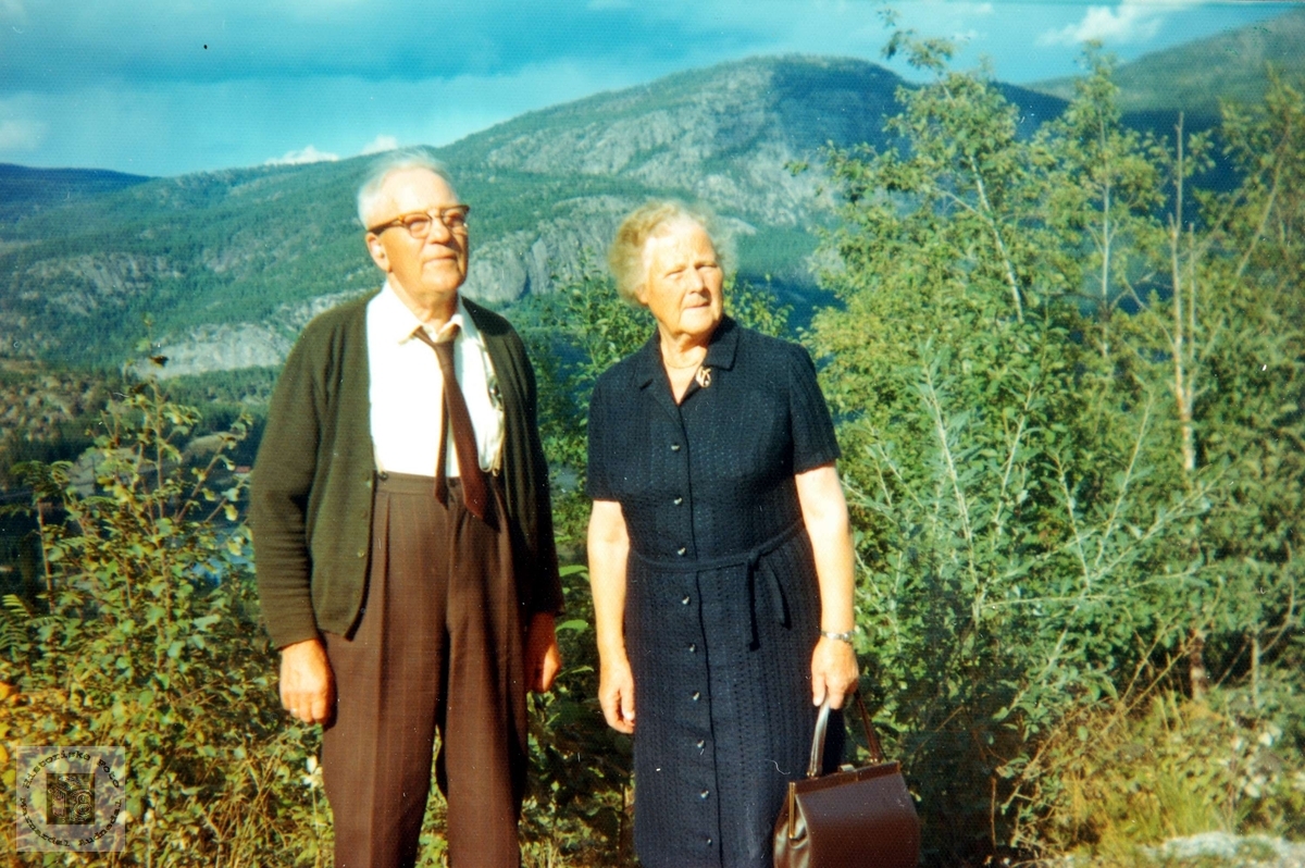 Ekteparet John Sveindal og Torine Fjellestad, Rugabrodet på Sveindal