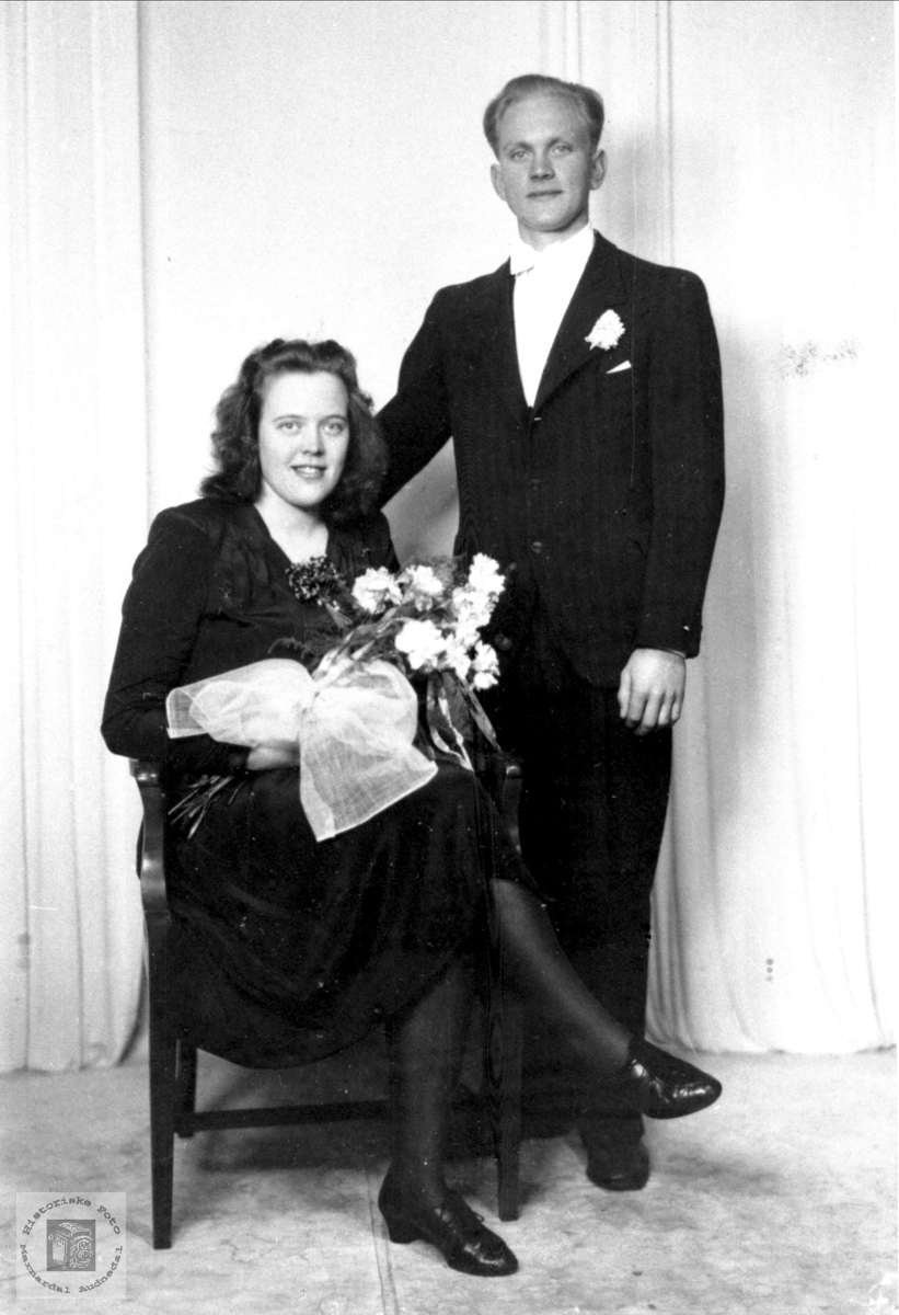 Brudebilde av Lilly og Ola Regevik, Øyslebø.