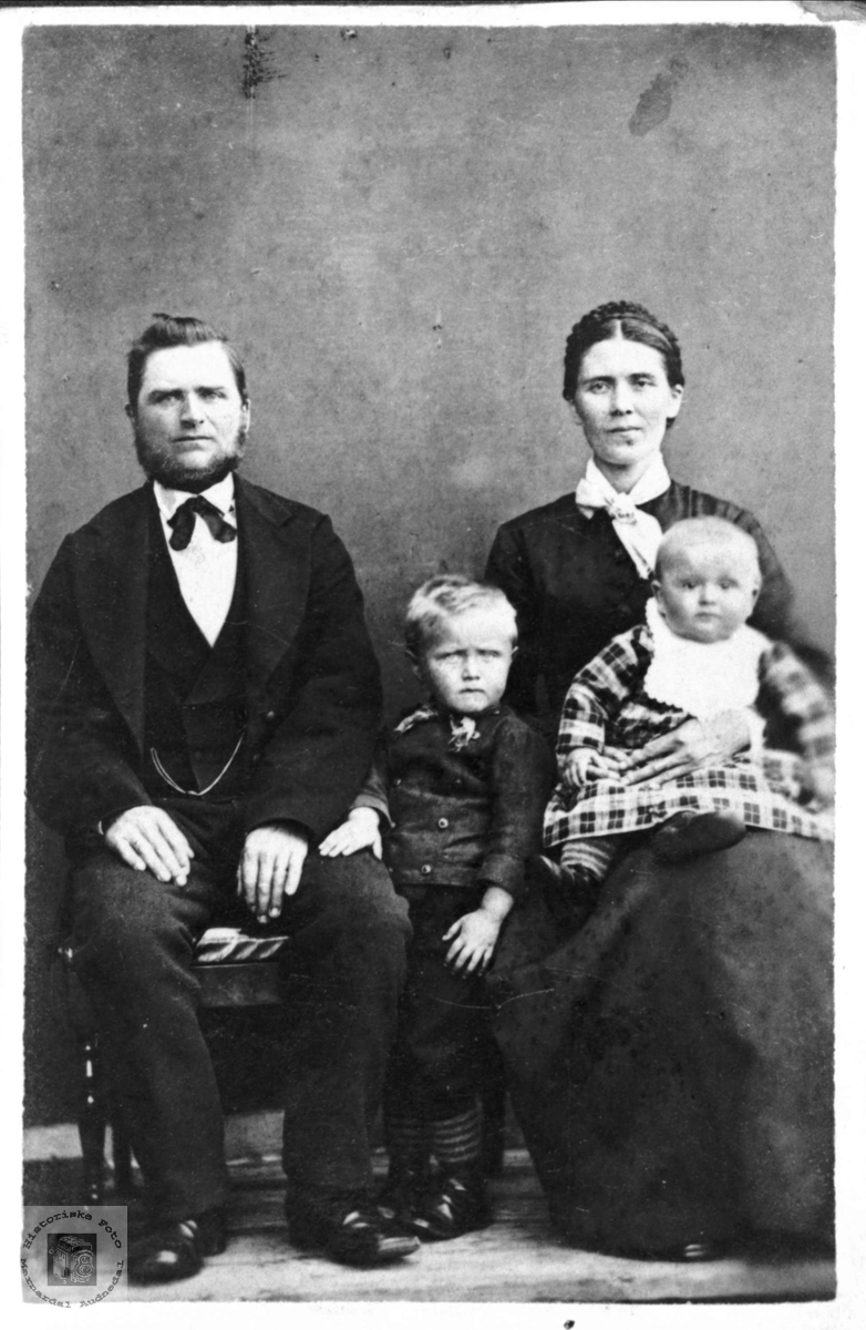 Portrett av familien Høye
