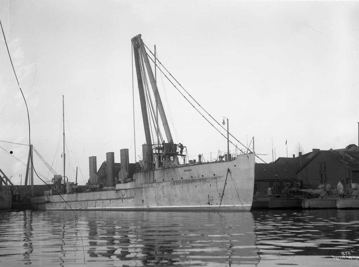 Draug (b. 1908, Karljohansvern Verft, Horten), torpedokrysser, 3/4 baug