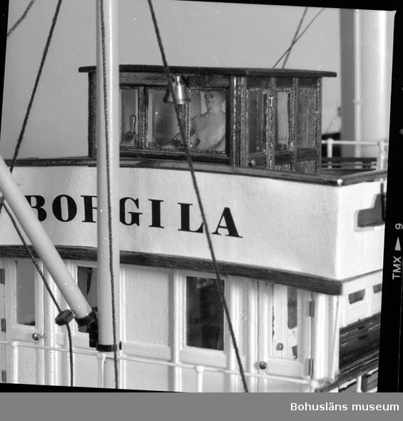 Modell av ångaren BORGILA.
Skala 1/40. 
Modellen visar hur Borgila såg ut omkring 1935.