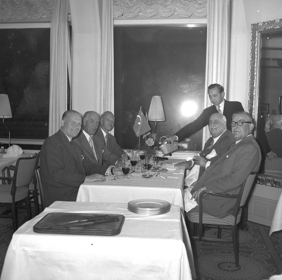 "Skandiaverken Lysekil 1954" dinerar på Hotell Lysekil