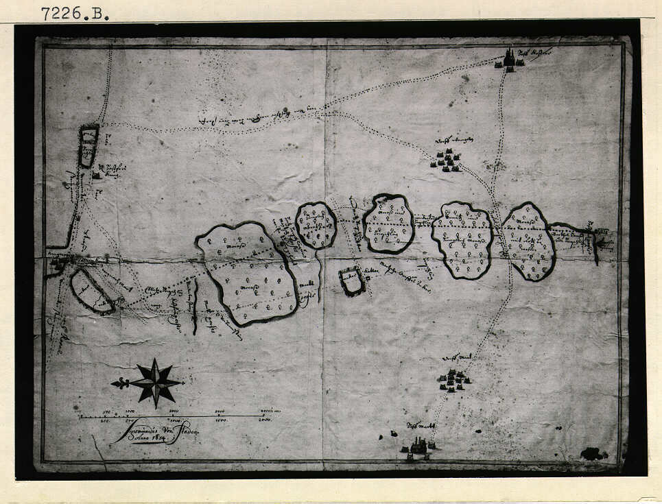 Karta över postvägar och landsvägar från Tallin (Reval) med omnejd vid 1600-talets mitt. Kartan uppfordrad på väv. Den har små hål och är något fuktskadad.