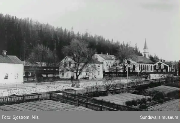 En svit historiska bilder från Svartvik.