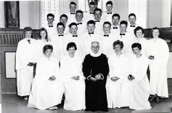 Konfirmasjon i Hemsedal kyrkje  16. april 1961.
Fyrste rekke
