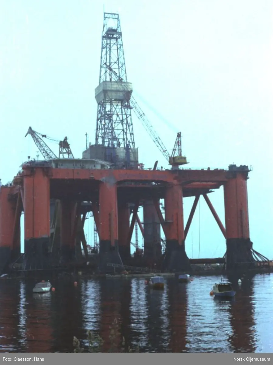 Deep Sea Saga ved verftet i Bergen

Utstyr: Three-X Drass 1 500 ft Saturation Diving system