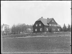 Eksteriør fra bestyrerbolig ved Kalnes jordbruksskole, Peder