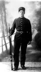 Peder Lillesul i uniform