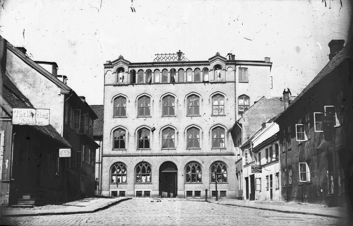 Nissens pikeskole
