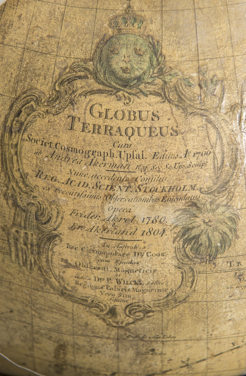 Jordglob av Anders Åkerman 1766. Ny upplaga med tillägg av Fredrik Akrel 1780 och Erik Åkerland 1804.