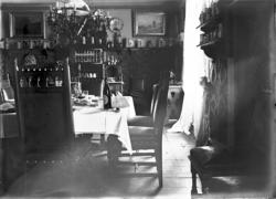 villa, interiør, spisestue, oppdekning, ølflaske