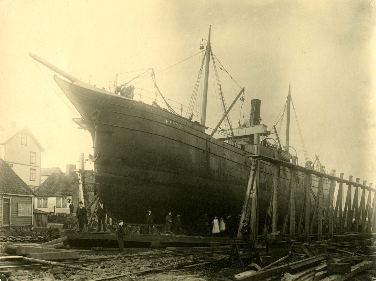 Dampskip - skipsverft - Haugalandmuseet / DigitaltMuseum