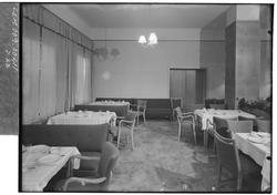 Fra Grand Hotell på Steinkjer, 1950.  XX