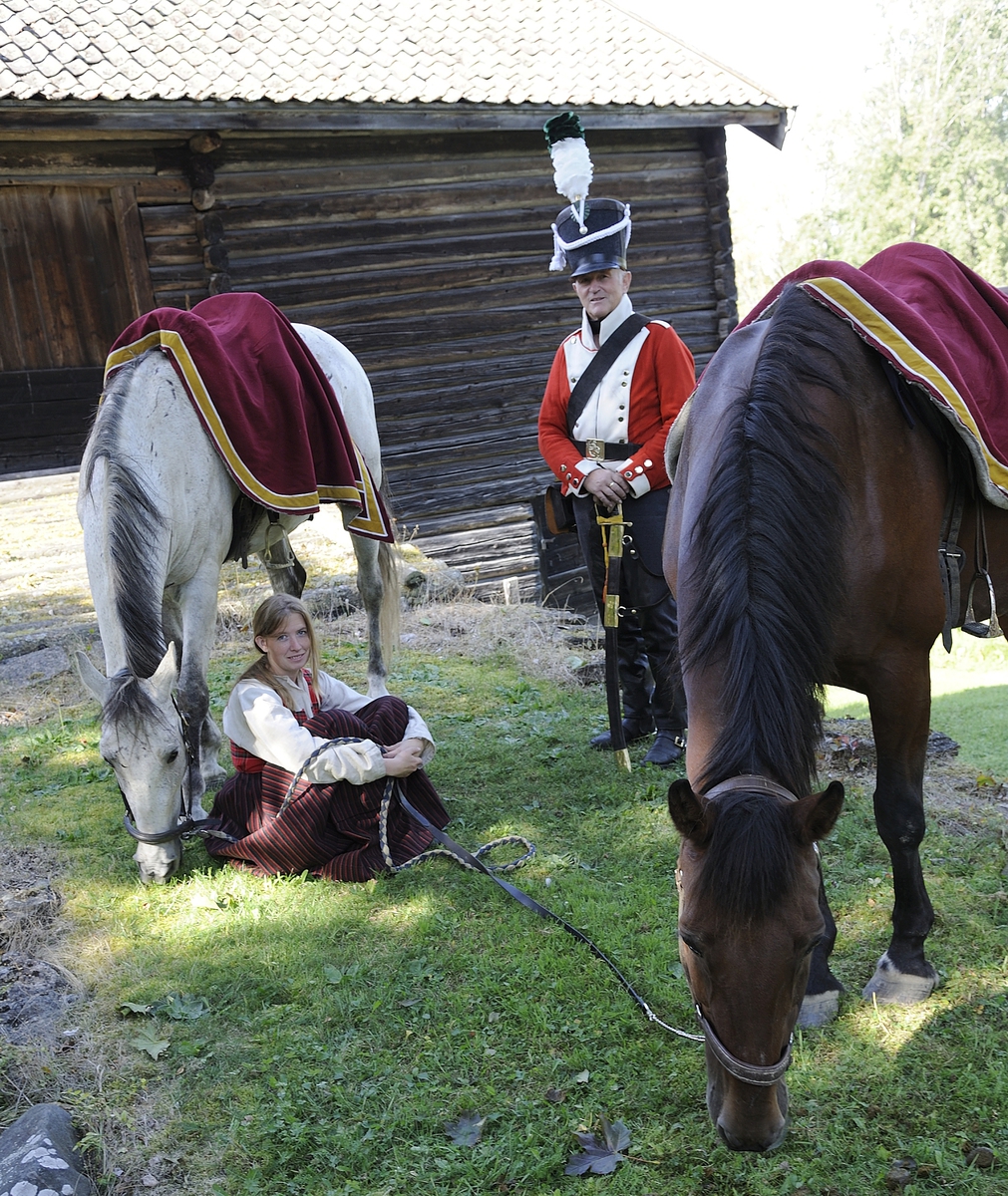 Kulturminnedagen 2013 og Hestensdag 2013 på Domkirkeodden. 
Dragoner, uniformer, gamle våpen. Hest. 