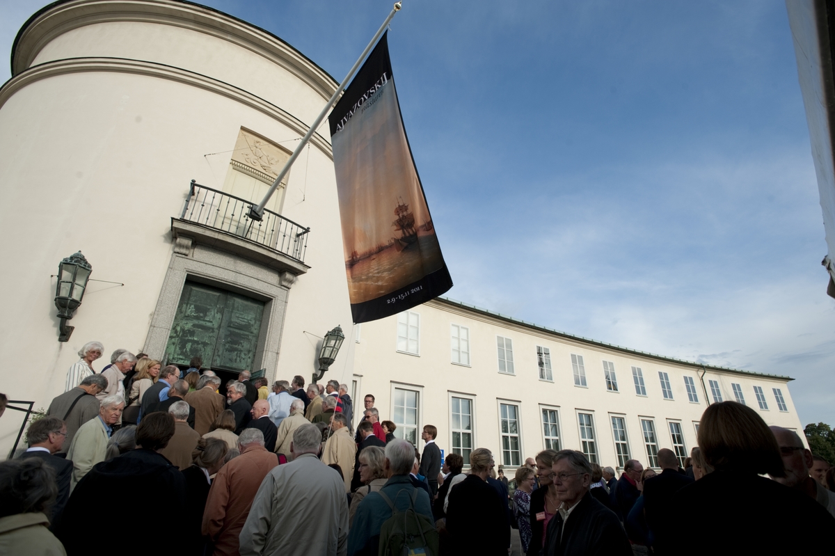Dokumentation av utställningen  "Ajvazovskij mästaren" som visades på Sjöhistoriska 2011
vernissage
