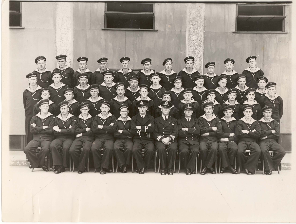 Motiv: Rekruttskolen HMS Royal Arthur.Rekruttkontingenter 361 og 363.etter april 1942