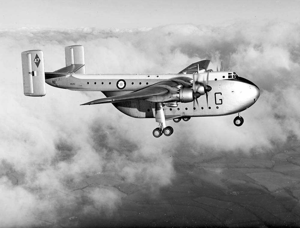 Luftfoto. Ett fly i luften, Blackburn Beverly C.Mk I.