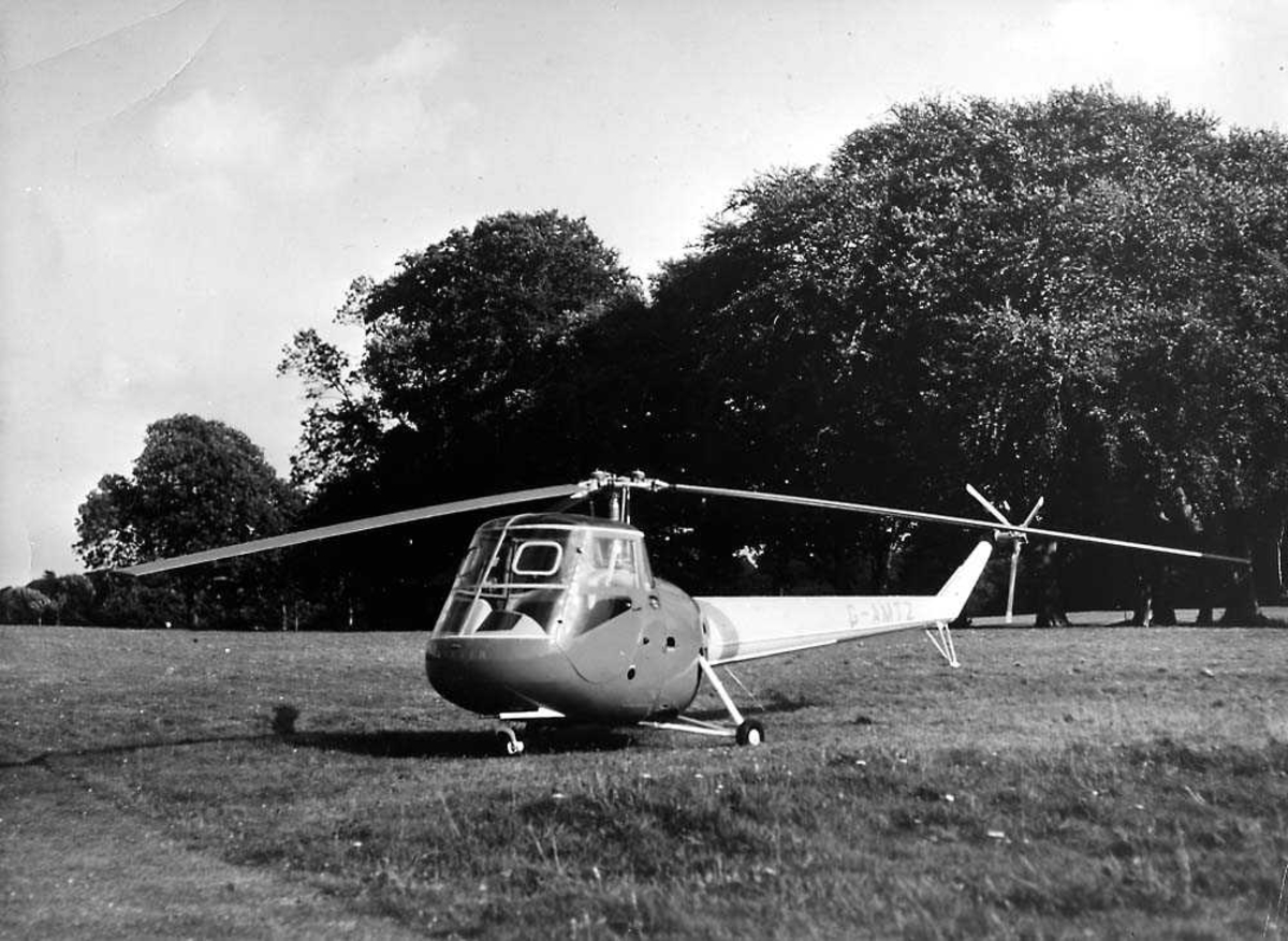 Ett helikopter på bakken, Saunders-Roe Skeeter Mk. 5 G-AMTZ.