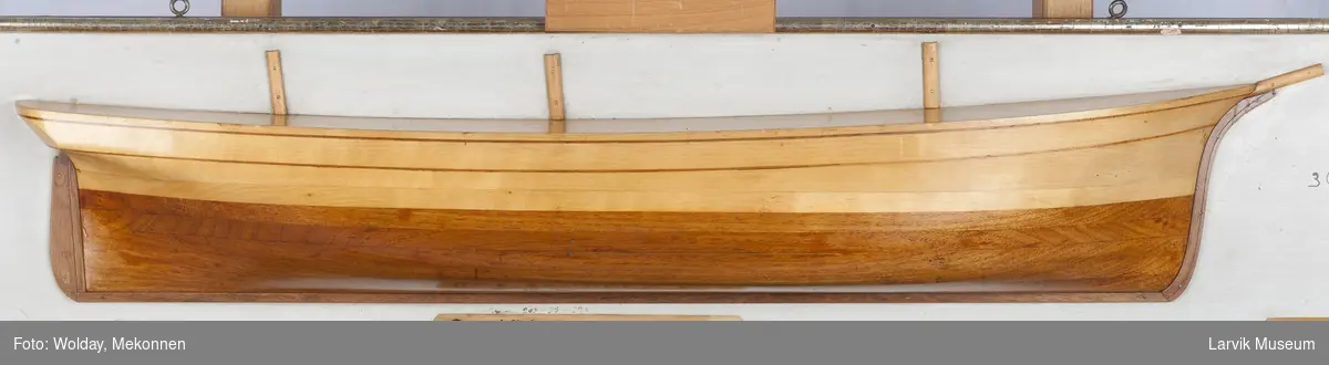 Halvmodell av bark EXCELSIOR av Larvik