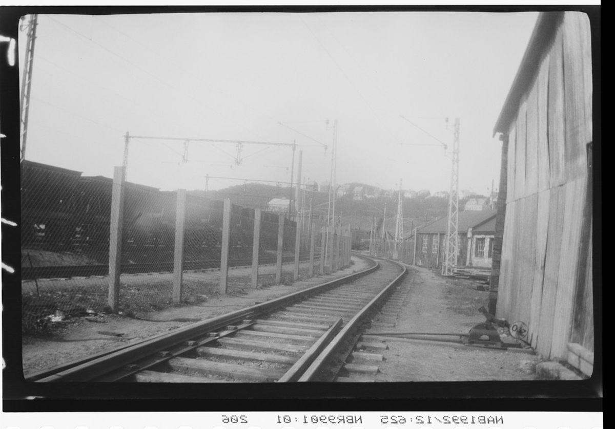 Langs togskinnene til LKAB, Narvik. Ofotbanen.