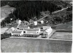 Flyfoto av Inntrøndelag Yrkesskole  I