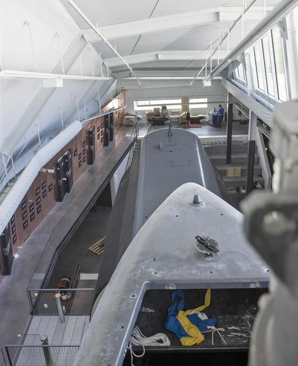 Vy från ubåten NEPTUN inne i Ubåtshallen tillhörande Marinmuseum i Karlskrona. Utställningen är under uppbyggnad.