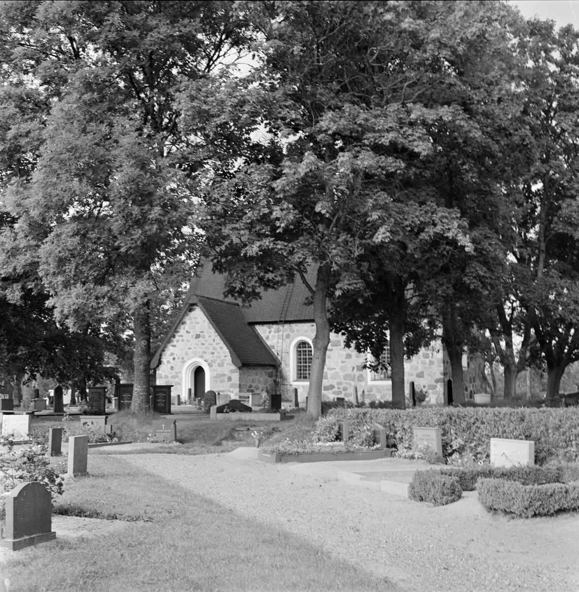 Hökhuvuds kyrka, Hökhuvuds socken, Uppland