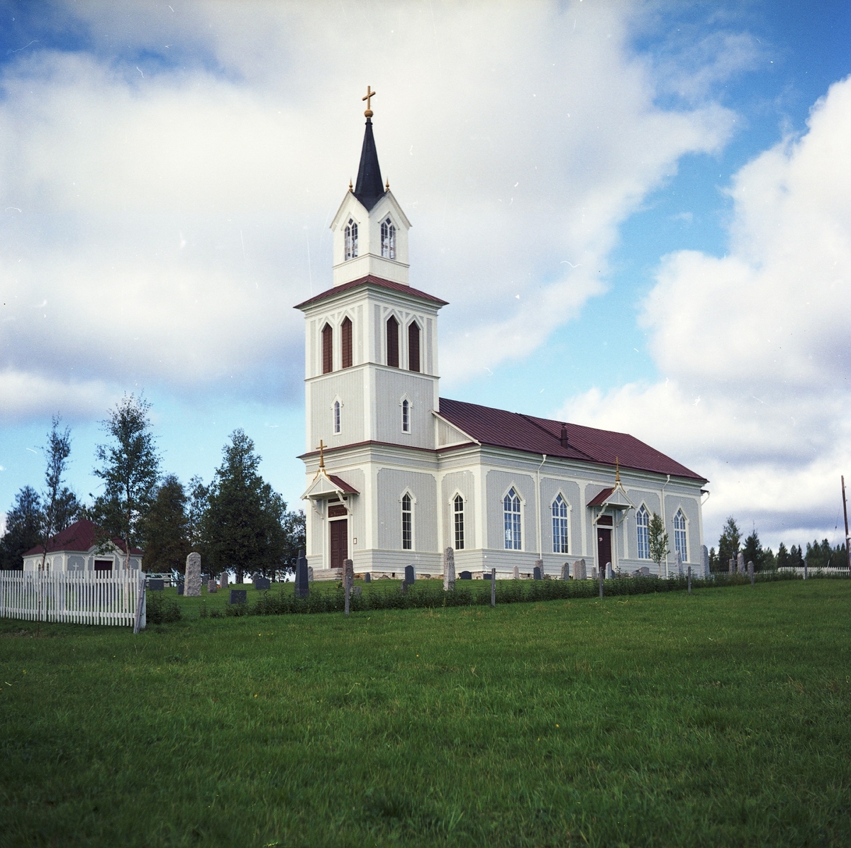 Åsarne kyrka