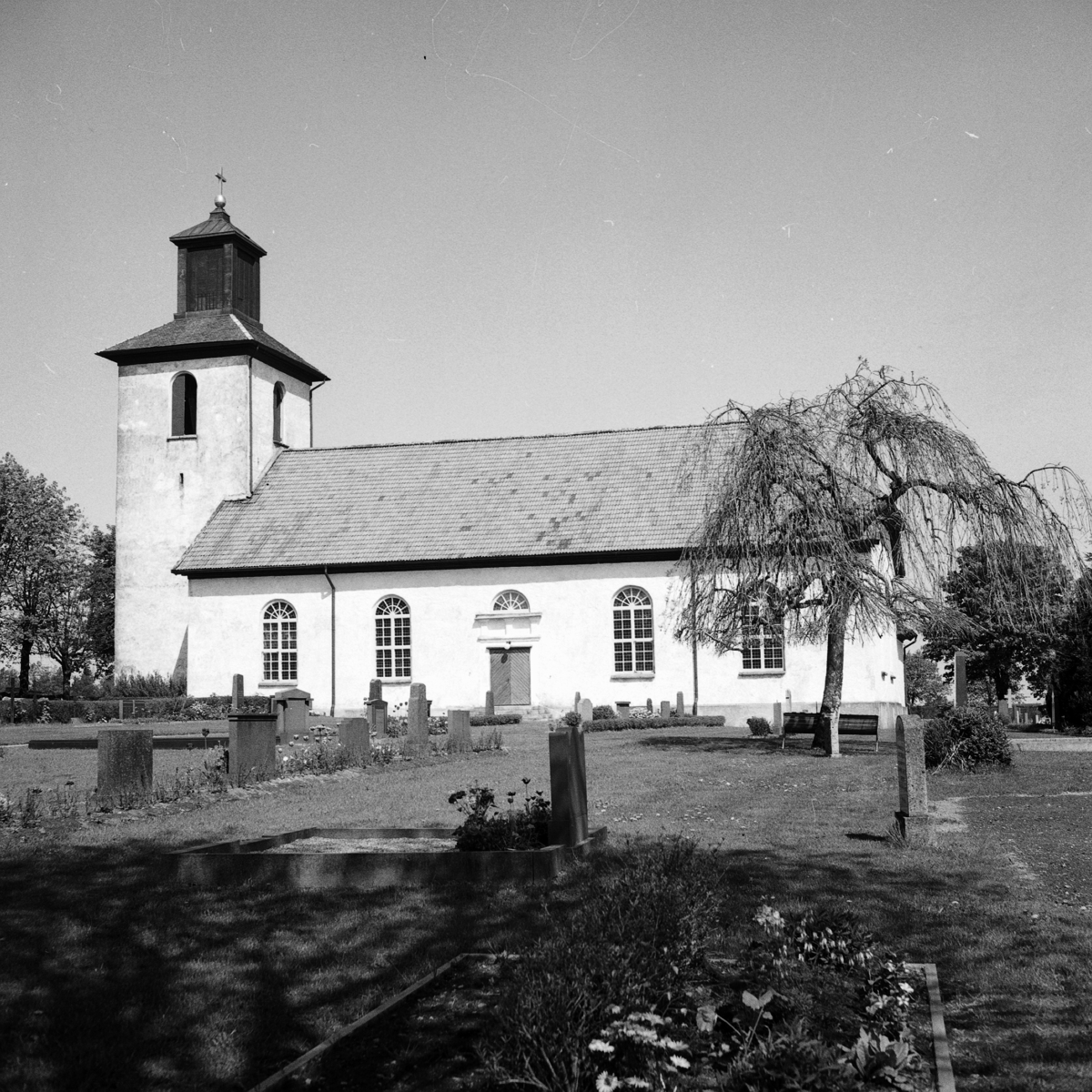 Bredared kyrka