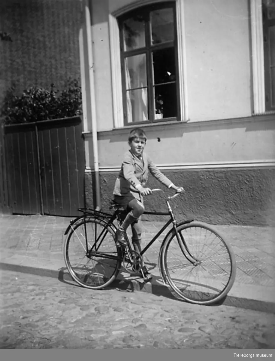 Cyklist på Järnvägsgatan 5