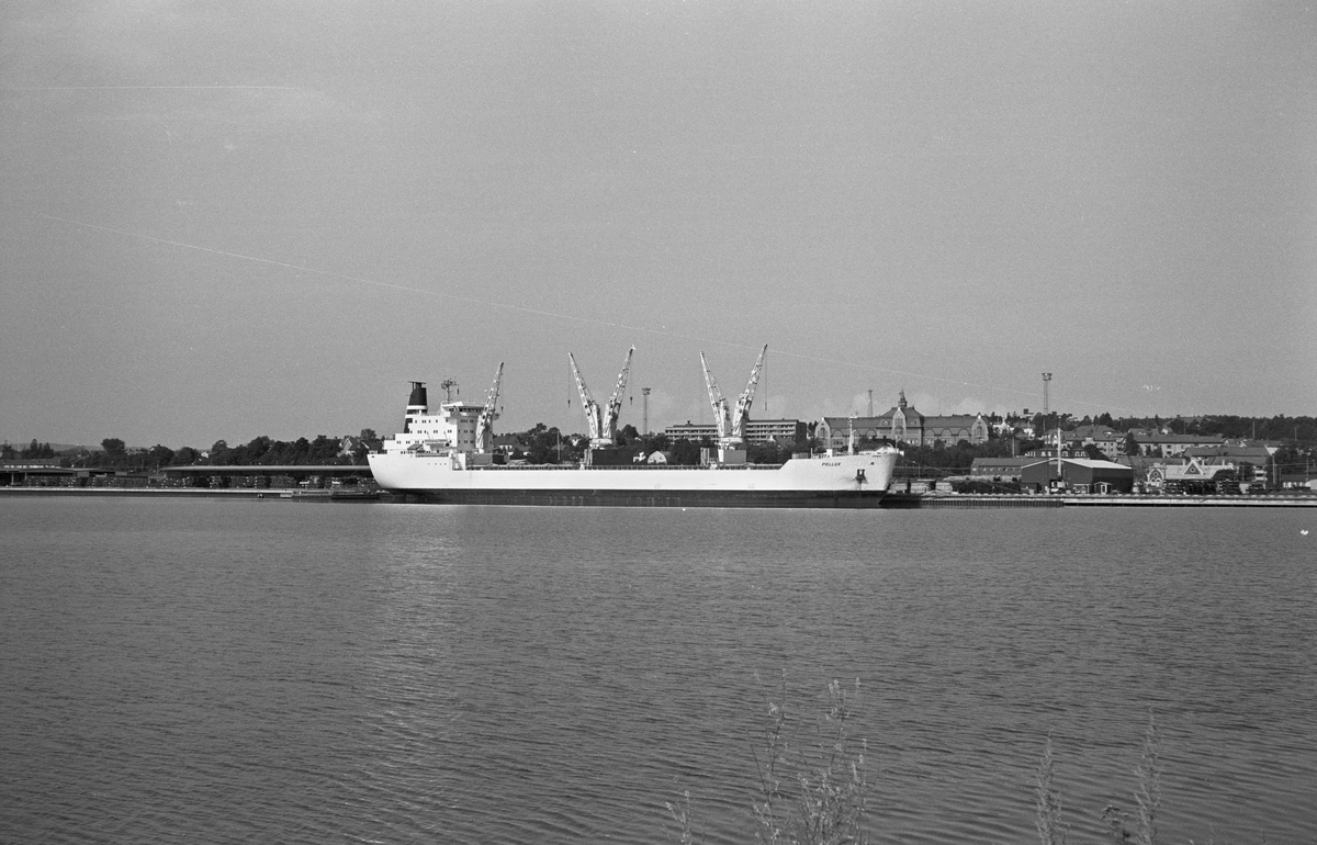 Ägare:/1977-87/: Finska Ångfartygs AB. Hemort: Helsingfors.