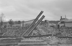 Provisoriske brakkebygninger etter bombing 1940