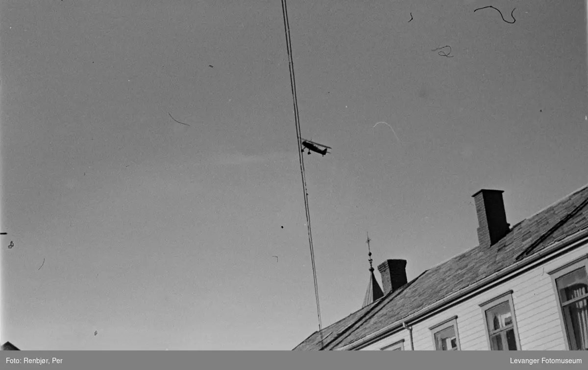 Oppklaringsfly over Levanger sentrum i aprildagene 1940