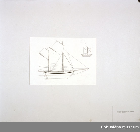 Montering/ram: Passepartout av tunn grå kartong; 55 x 66 cm, Bohuslänsk sjöbåt, Vikingen från Gullholmen. 1880-talet.
Övrig historik se UM72.26.001.