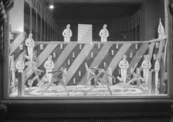 Utstilling av Sætre makaroni hos Mathias Larsen