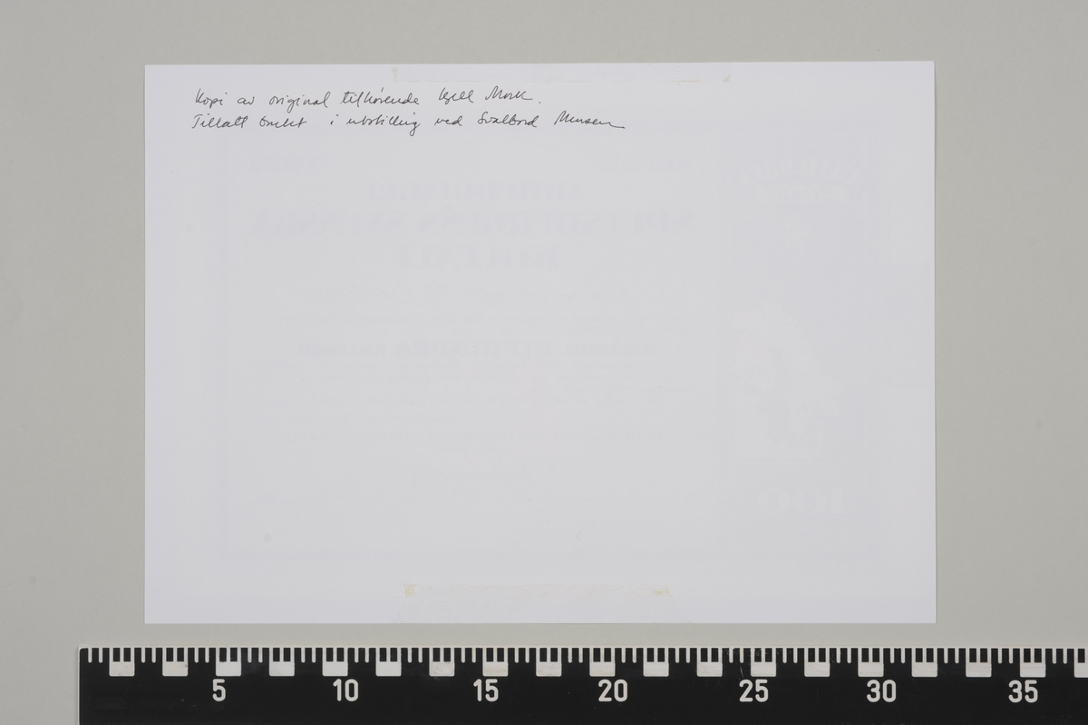 Ark med trykt tekst, kart og flere signaturer nederst på arket.