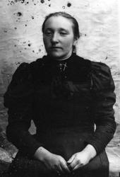 Anne Olsen Varø