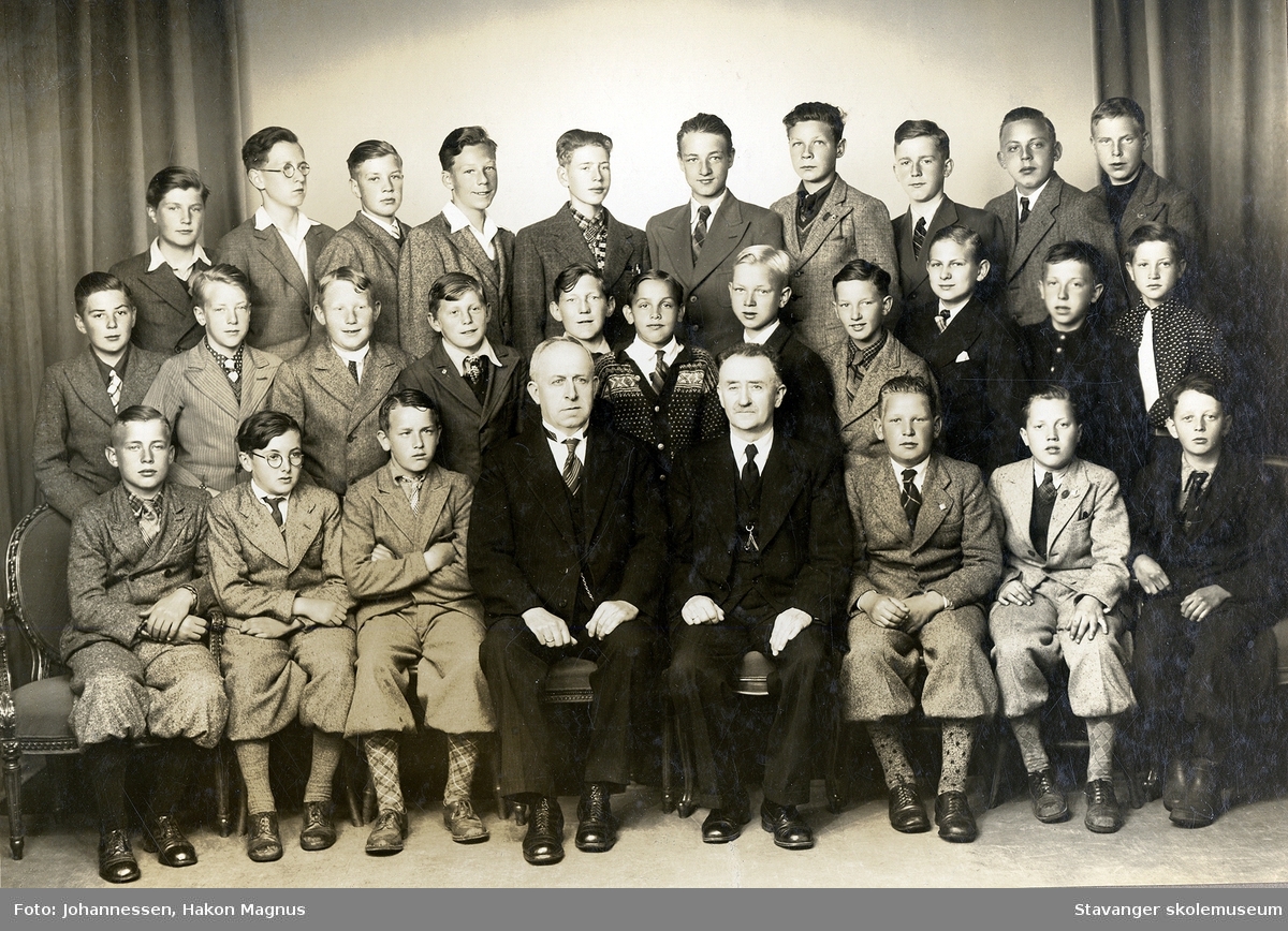 Klassebilde, 7.klasse. Storhaug skole. 1930-1940.