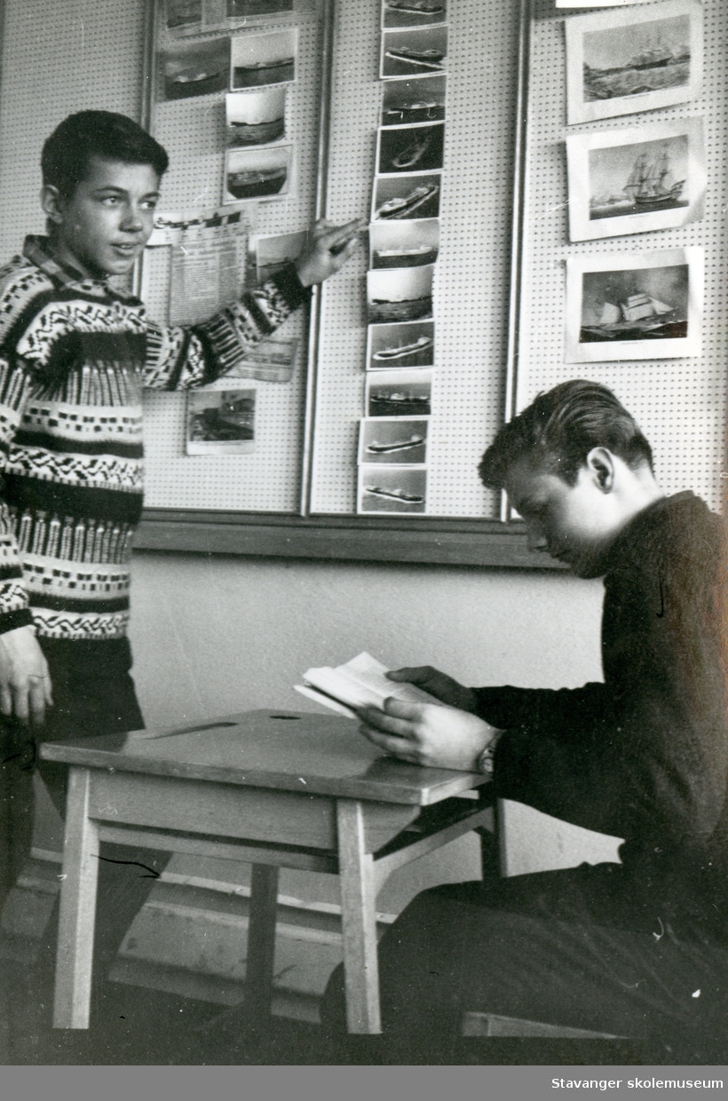 Skolesparekassene i Stavanger 1921-1988.