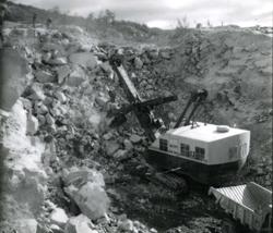 Vannkraftutbygging, utgravning til dam.