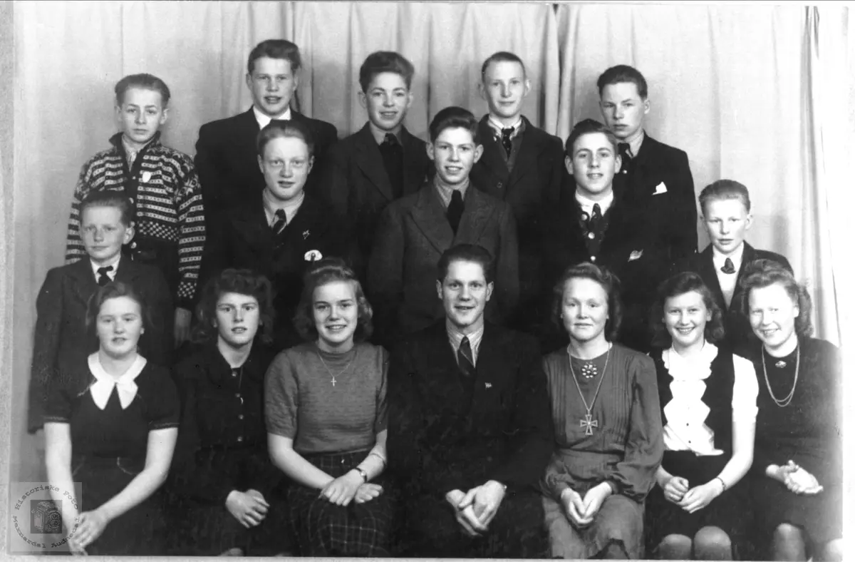 Framhaldskule på Bjelland 1944-45