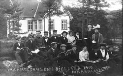 Amtskulen i Bjelland 1910