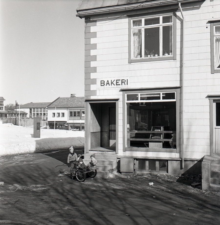 Johansens bakeri i Torggata på Sortland 1963