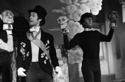 Nationaltheateret. "Leonce og Lena". Omtak. 14/3-72.